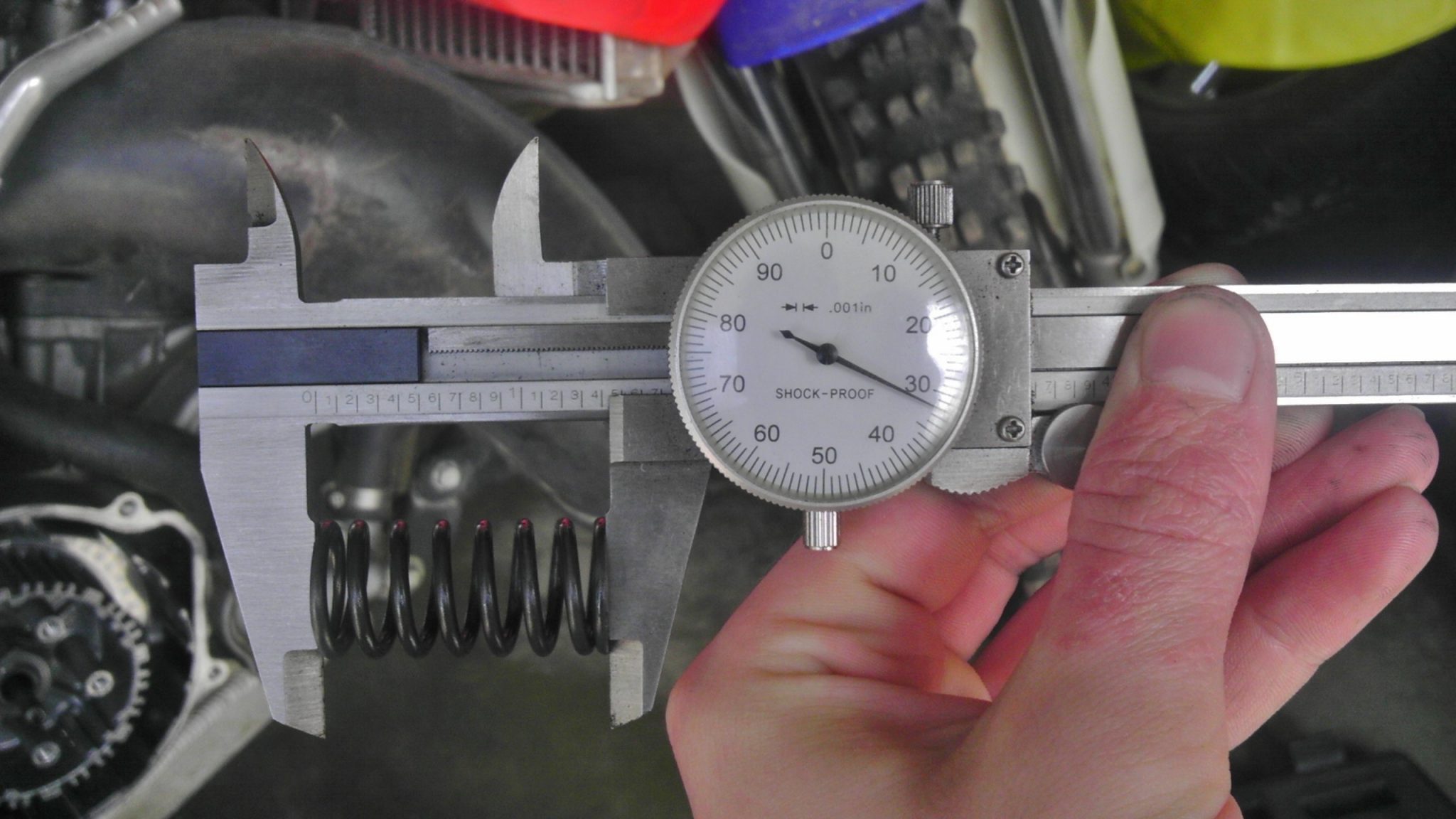 How To Replace A Dirt Bike Clutch CR125 2stroke Motocross Hideout