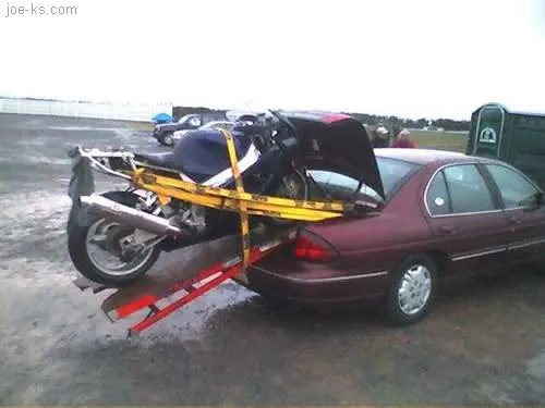 Poorly Built Motorcycle Carrier What To Look For When Buying A Dirt Bike Hitch Carrier