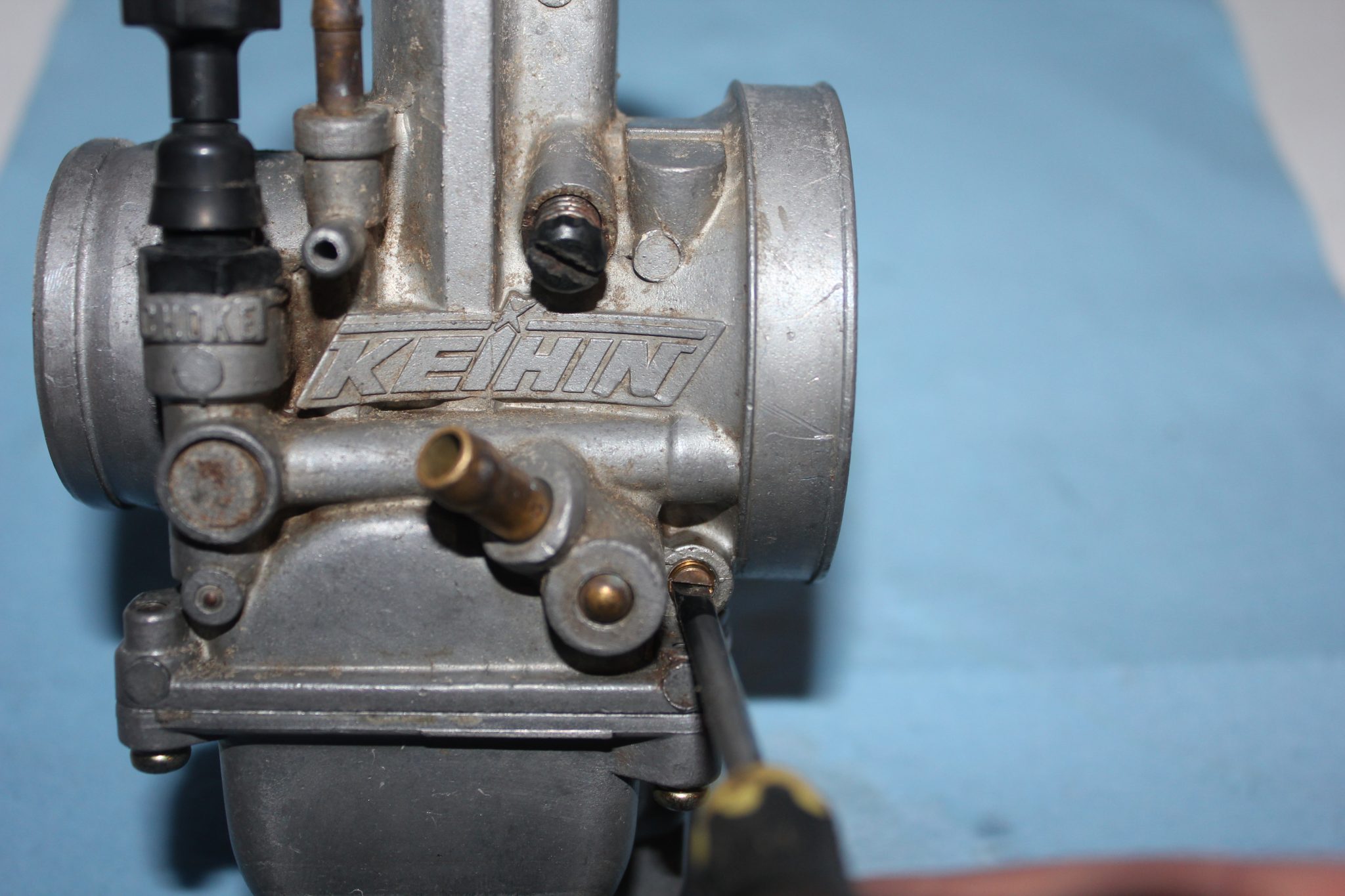How To Easily Adjust 2 Stroke Air Screw Motocross Hideout