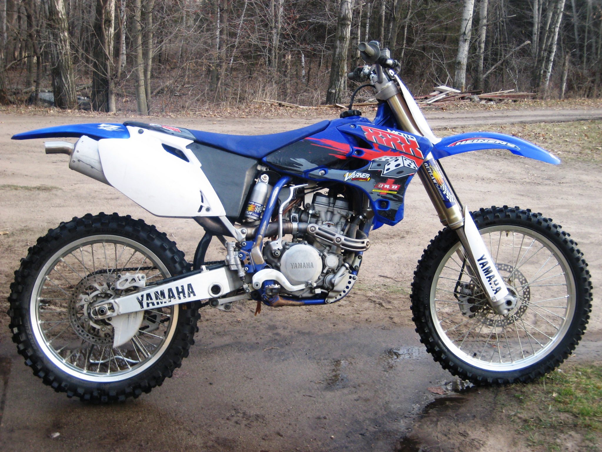 7 Best Beginner Dirt Bikes For Adults That Are Cheap & Reliable