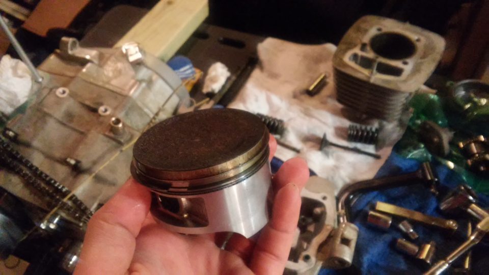 CRF230F Engine Rebuild CRF230F Piston Kit - Which One Is Best? [Wiseco/BBR/Athena]