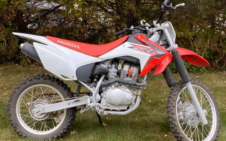 2015 Honda CRF150F 4 stroke trail bike with the newer body styling/plastics.