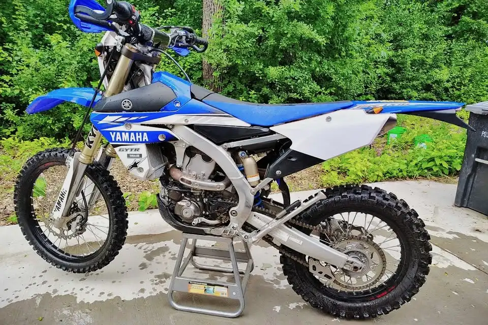 2017 Yamaha WR450F 1 Yamaha WR450F Review: Specs You MUST Know Before Buying