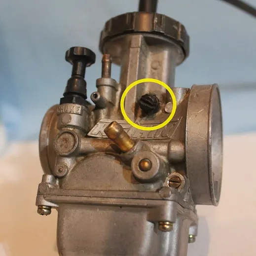 How To Easily Adjust 2 Stroke Air Screw - Motocross Hideout