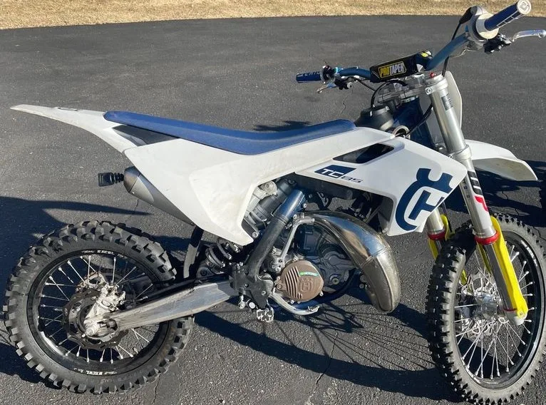 Gas dirt bike for 12 store year old