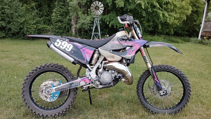 2017 YZ125 1 Small CR125/CR250 PWK Air Striker Carb Upgrade: Is It Worth It?