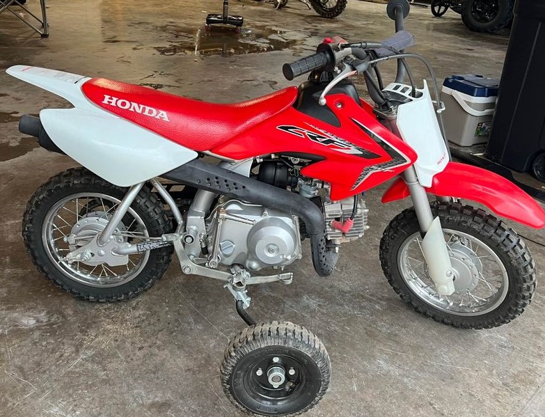 2020 Honda CRF50F with training wheels for little kids