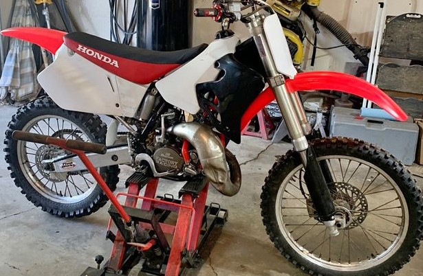 1995 Honda CR125R What's The Best Honda 2 Stroke Dirt Bike Size For You?