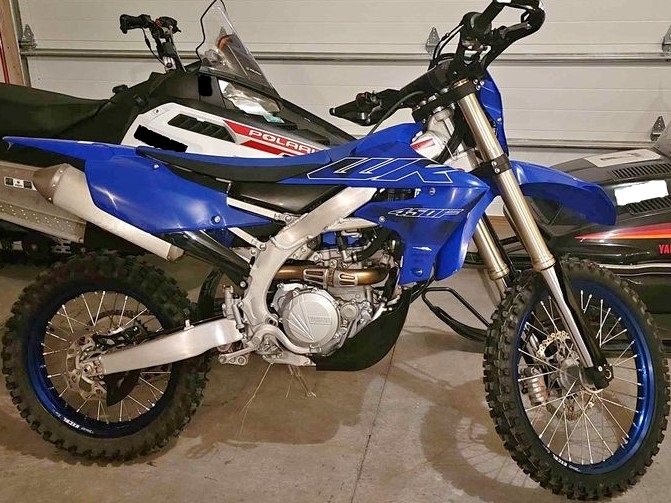 2022 Yamaha WR450F 4 stroke dirt bike for trail riding and off-road