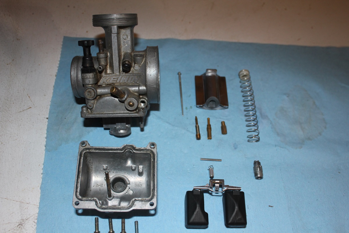 Keihin PWK Air stryker carb with all of the jets, throttle slide and float removed