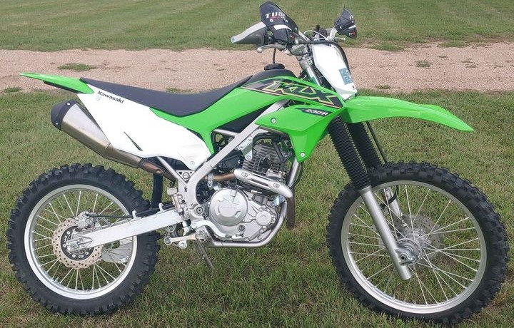 motor trail kawasaki 250cc