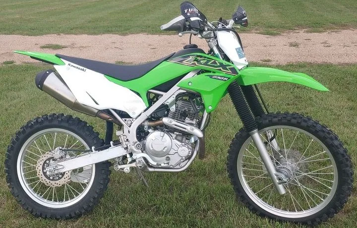 2021 Kawasaki KLX230R The Best 4 Stroke Dirt Bike For Trail Riding [5 To Avoid]