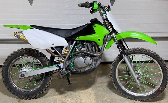 2004 Kawasaki KLX125L with a full pro circuit exhaust system