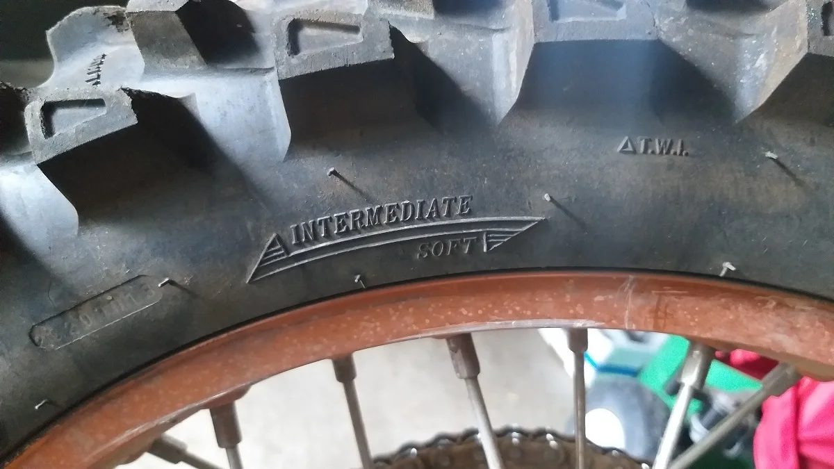 Dirt Bike Tire Size 7 What Dirt Bike Tire Size You Have [& Which Is Best]