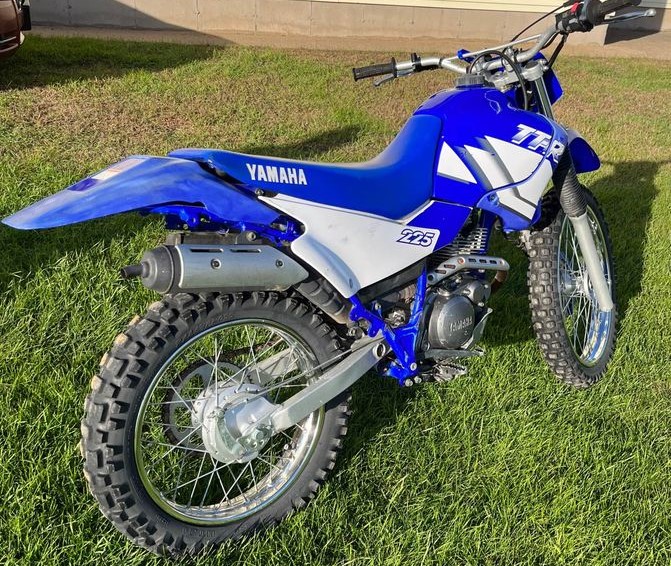 2000 Yamaha TTR225 Yamaha TTR 225 Review & Specs: Why It's NOT Good For You