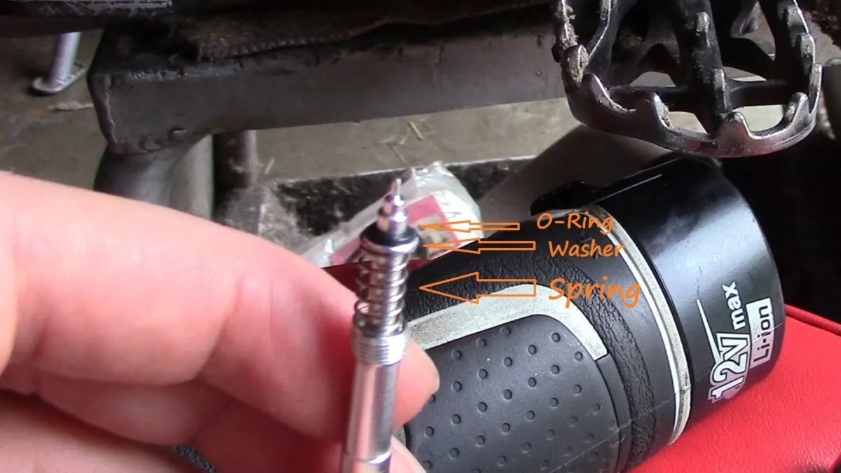 Fuel Screw Spring Washer O Ring Assembly Order Dirt Bike Hanging Idle [What Is It & How To Fix It]